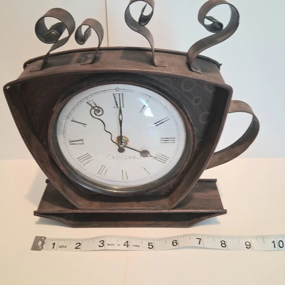 Bronze Metal Coffee Cup Wall Clock Home Decor Coffee Bar Kitchen Gift Tested EUC